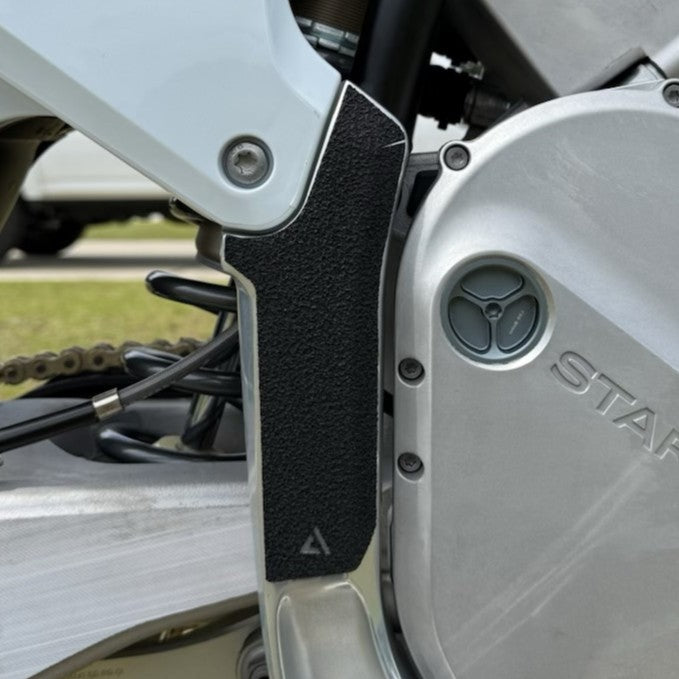 2005 - 2025 YZ85